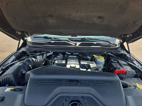 Used 2020 RAM 3500 Laramie AWD/4WD image 32