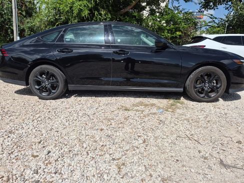 Used 2025 Honda Accord SE image 5