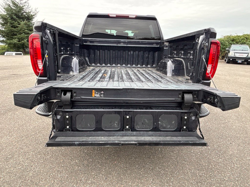 Used 2025 GMC Sierra 1500 SLT AWD/4WD image 41