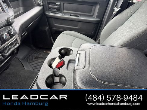 Used 2024 RAM 2500 Tradesman w/ Chrome Appearance Group AWD/4WD image 16