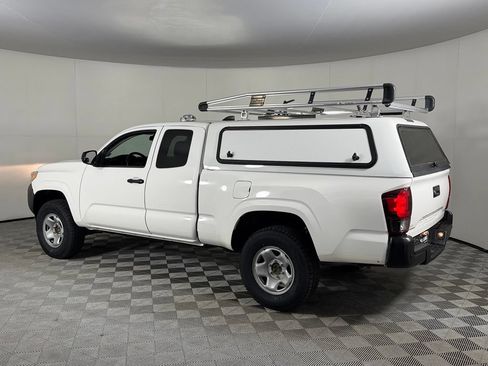 Used 2022 Toyota Tacoma SR RWD image 7
