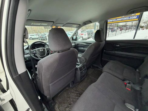 Used 2017 Honda Pilot EX image 19