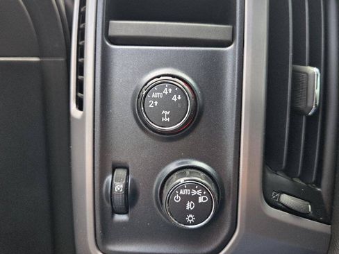 Used 2016 GMC Sierra 1500 SLT w/ All-Terrain Package AWD/4WD image 22