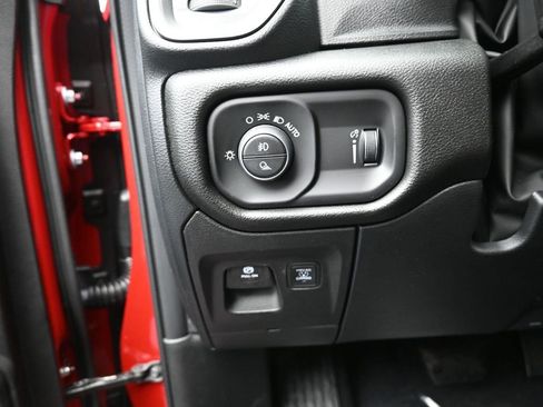 New 2026 RAM 1500 Classic Warlock AWD/4WD image 11