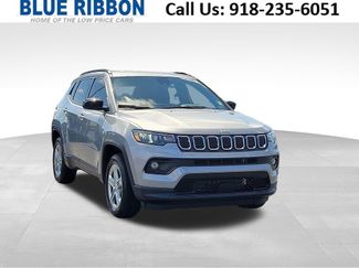 Used 2024 Jeep Compass Latitude video 1