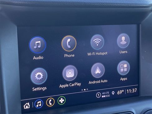 Used 2024 GMC Terrain SLT image 23