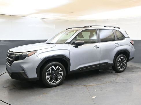 Certified 2025 Subaru Forester Premium AWD/4WD image 2