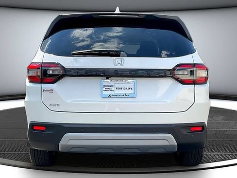 Used 2025 Honda Pilot EX-L image 6