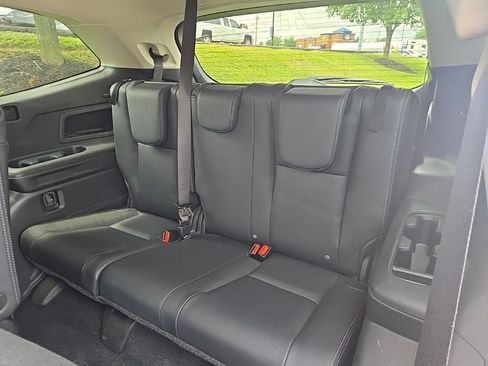 Used 2022 Subaru Ascent Limited AWD/4WD image 10