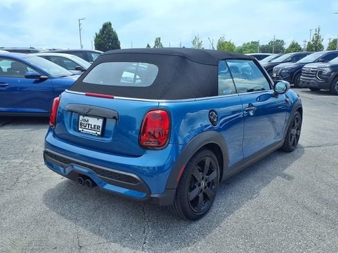 Used 2023 MINI Cooper S w/ Signature Upholstery Package FWD image 2
