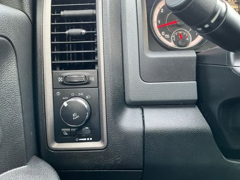 Used 2016 RAM 1500 Express w/ Popular Equipment Group AWD/4WD image 16