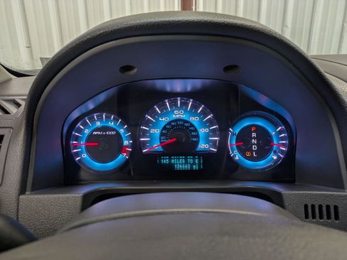 Used 2011 Ford Fusion SE w/ 202A Rapid Spec Order Code FWD image 24