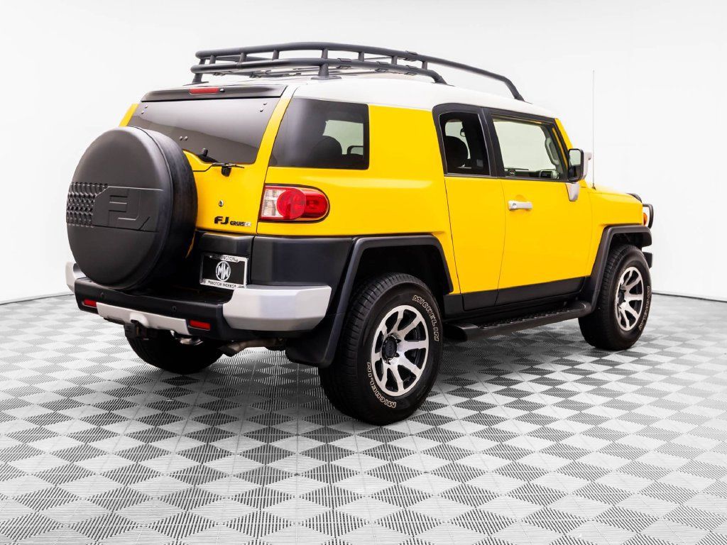 Used 2007 Toyota FJ Cruiser 4WD w/ Upgrade Pkg 2 image 7