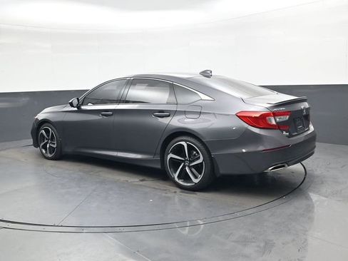 Used 2018 Honda Accord Sport image 6