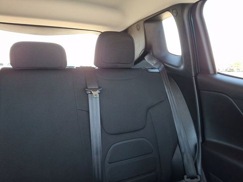 Used 2022 Jeep Renegade Latitude image 21