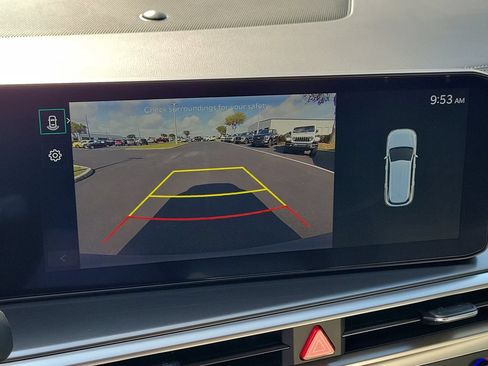 Used 2025 Kia Sorento S FWD image 24