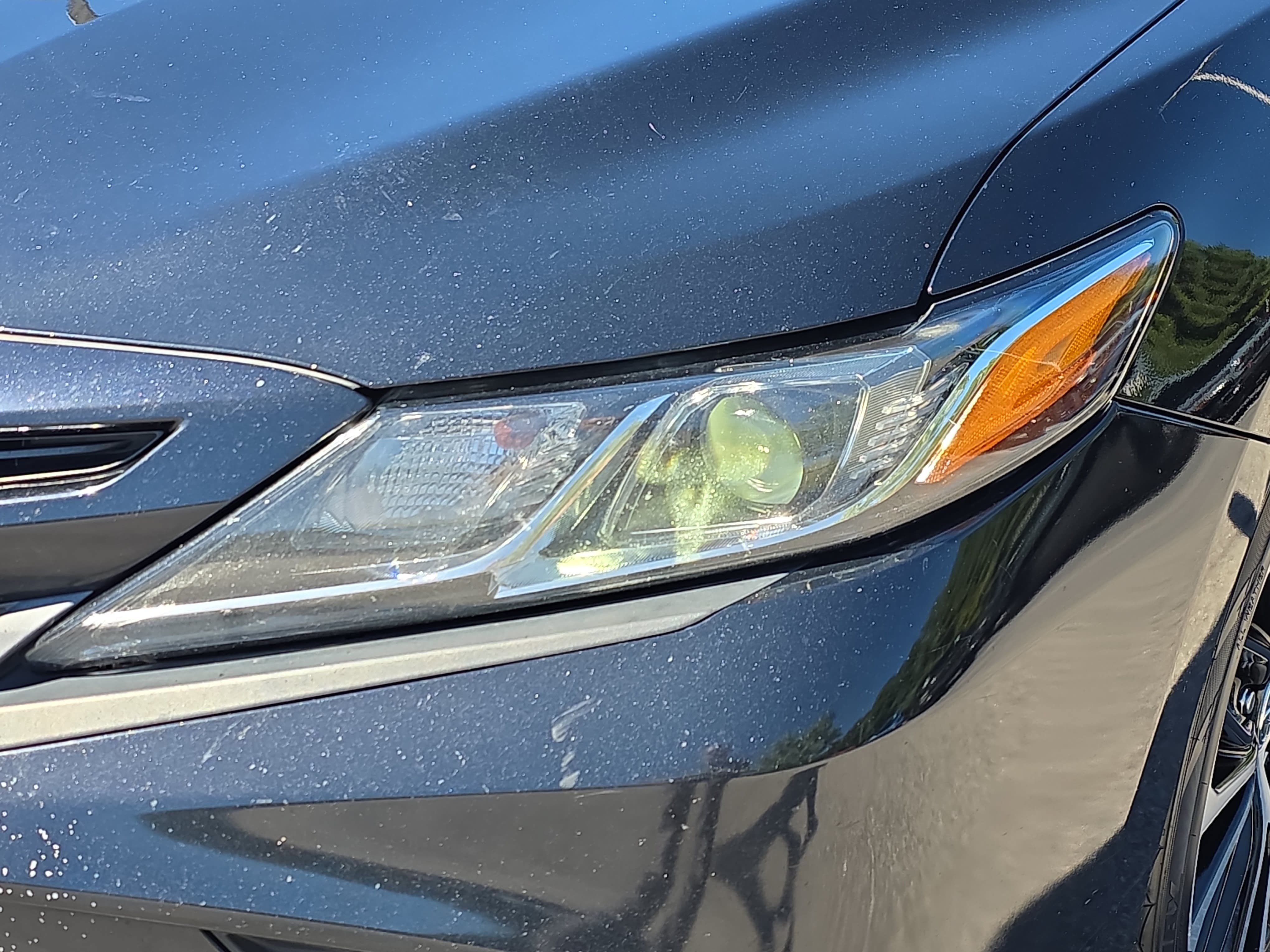 Used 2019 Toyota Camry SE FWD image 28