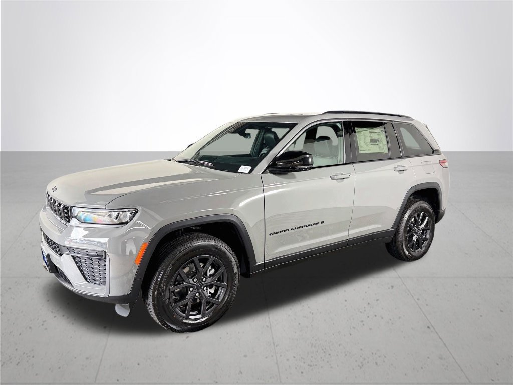 New 2027 Jeep Grand Cherokee Altitude AWD/4WD image 2