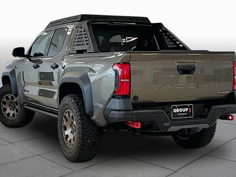 Used 2025 Toyota Tacoma 4x4 Double Cab Hybrid w/ Tow Tech Package image 10
