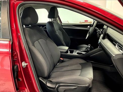 Used 2023 Kia K5 LXS image 10