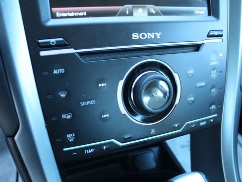 Used 2015 Ford Fusion Titanium image 27