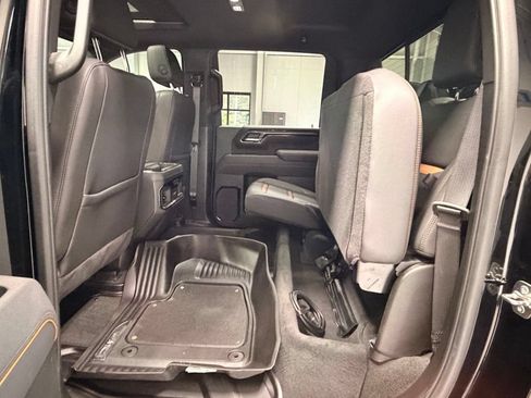 Used 2025 GMC Sierra 2500 AT4 w/ AT4 Premium Plus Package AWD/4WD image 28