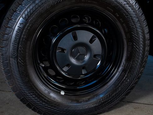 Used 2022 Mercedes-Benz Sprinter 3500 image 11