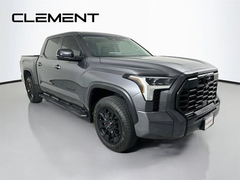 Used 2024 Toyota Tundra Limited w/ TRD Off-Road Package AWD/4WD image 5
