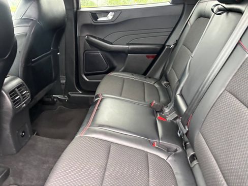Used 2024 Ford Escape ST-Line w/ Tech Pack #1 FWD image 28