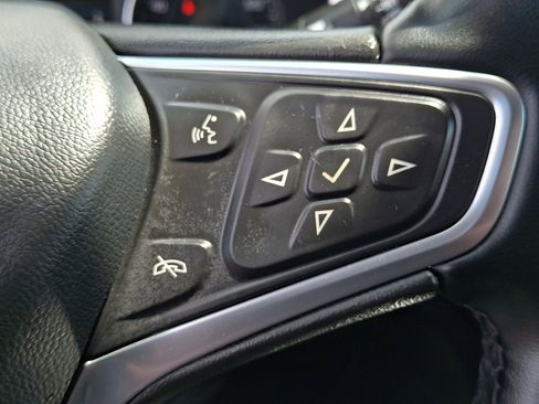 Used 2023 Chevrolet Equinox LT AWD/4WD image 22