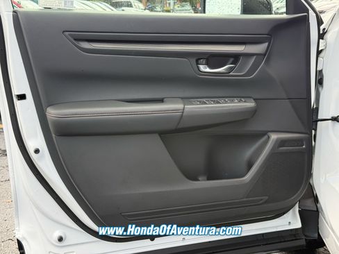 Certified 2023 Honda CR-V Sport image 22