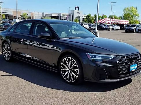 Used 2023 Audi A8 L 3.0T AWD/4WD image 2