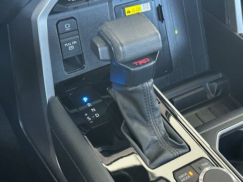 Used 2023 Toyota Tundra Limited w/ TRD Off-Road Package AWD/4WD image 19