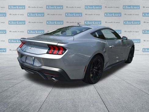 Used 2024 Ford Mustang GT RWD image 4
