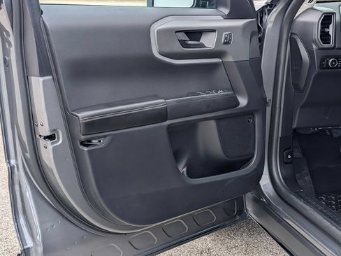 Certified 2025 Ford Bronco Sport Outer Banks w/ Outer Banks Tech Package+ AWD/4WD image 25