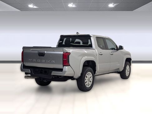 New 2025 Toyota Tacoma SR image 7