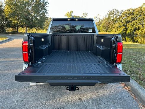 Certified 2026 Toyota Tacoma SR5 image 10