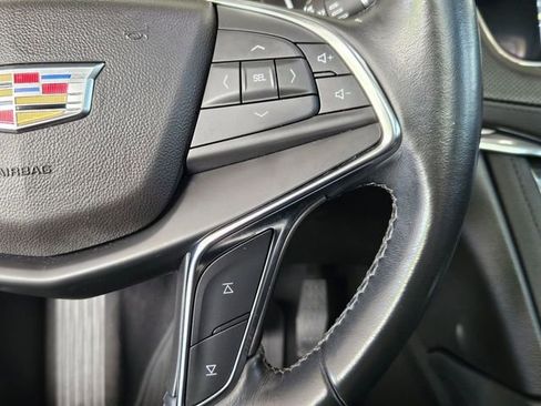 Used 2019 Cadillac XT5 Premium Luxury FWD image 14