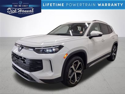 New 2025 Volkswagen Tiguan SE