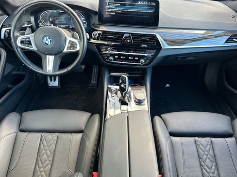 Used 2023 BMW 530e w/ M Sport Package RWD image 14