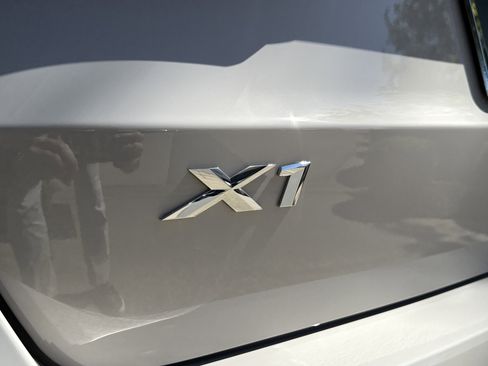 New 2026 BMW X1 xDrive28i AWD/4WD image 9