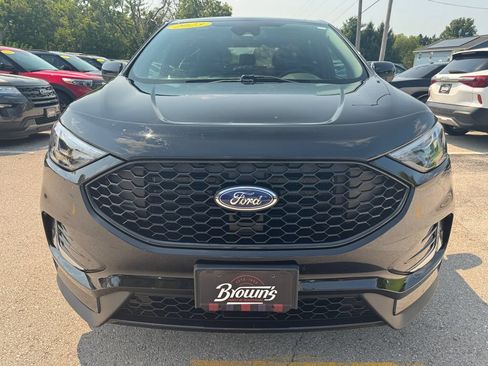 Used 2023 Ford Edge ST-Line w/ Class II Trailer Tow Package AWD/4WD image 2