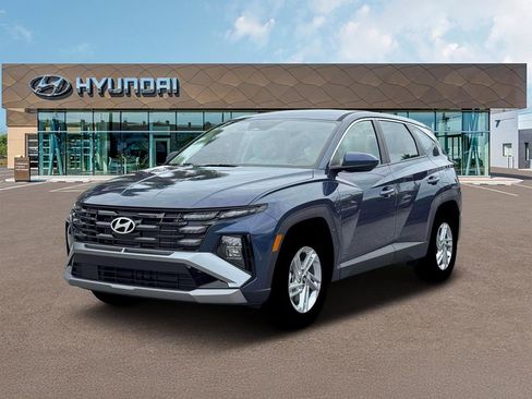 New 2026 Hyundai Tucson SE image 1