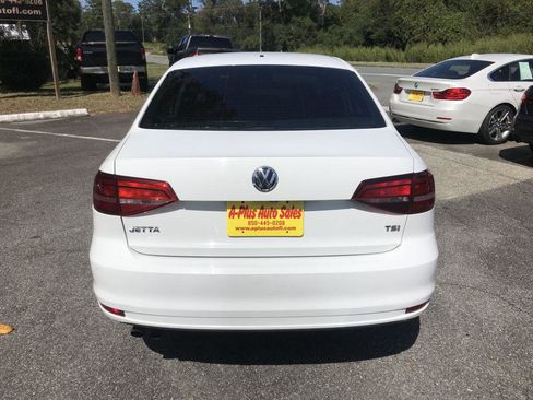 Used 2018 Volkswagen Jetta S image 5
