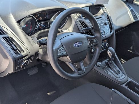 Used 2015 Ford Focus S FWD image 14