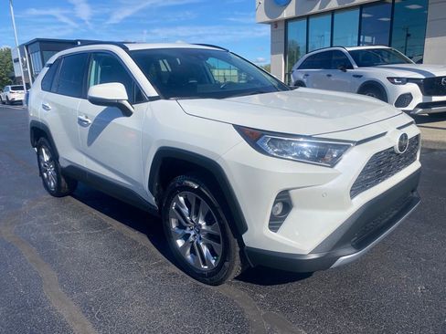 Used 2019 Toyota RAV4 Limited w/ Cold Weather Package AWD/4WD image 1