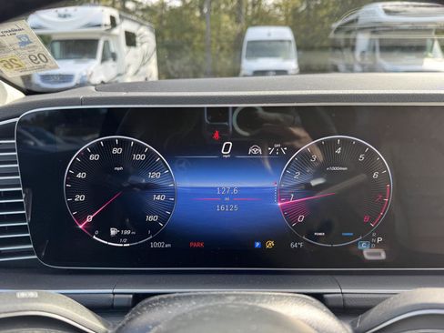 Certified 2024 Mercedes-Benz GLS 580 4MATIC image 8