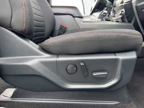 Used 2019 Ford F150 XLT w/ Equipment Group 302A Luxury AWD/4WD image 13