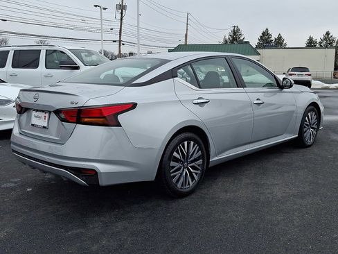 Used 2023 Nissan Altima 2.5 SV image 6
