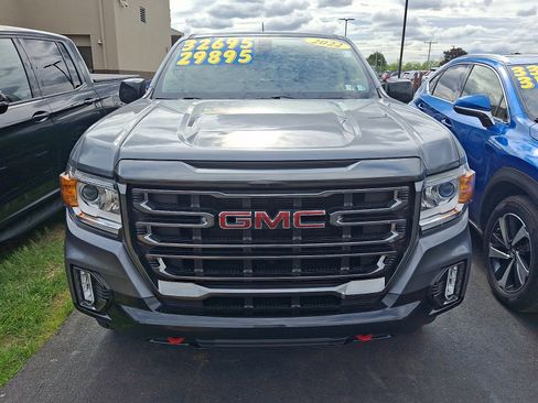 Used 2022 GMC Canyon AT4 w/ Trailering Package AWD/4WD image 2